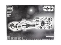 LEGO - STAR WARS - 10019 - REBEL BLOCKADE RUNNER