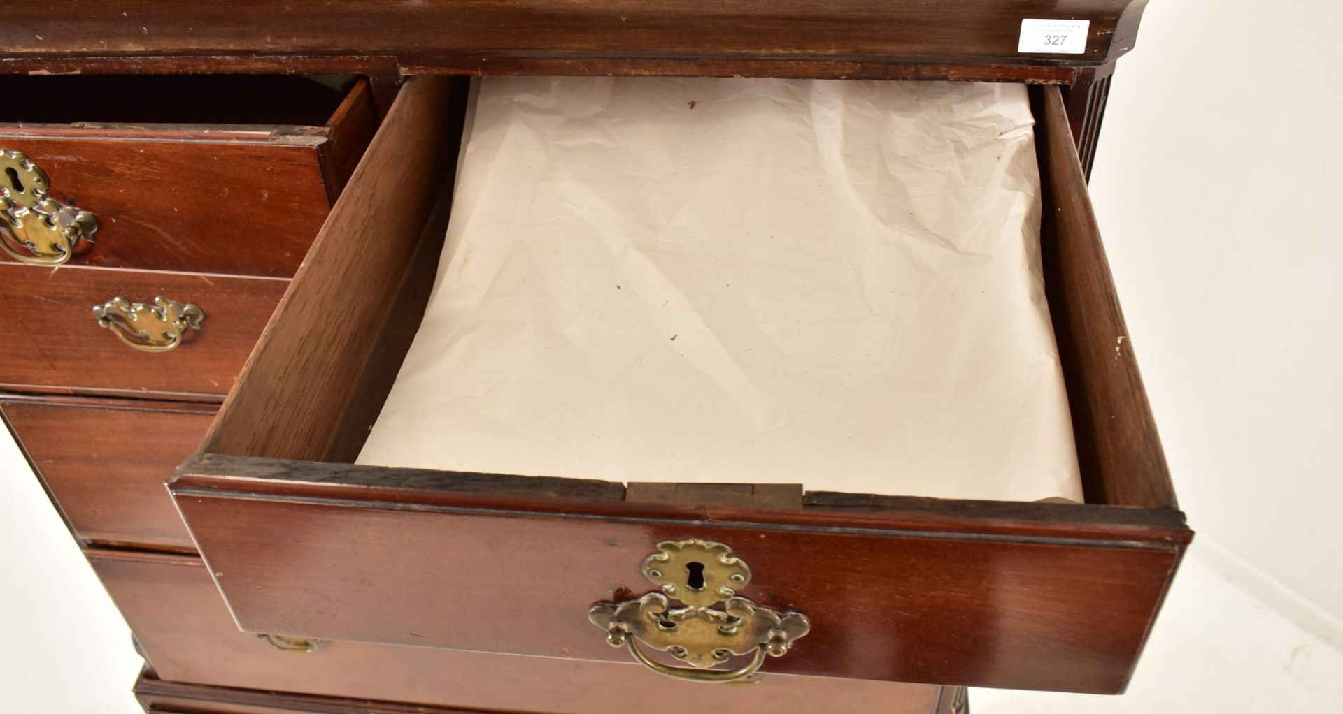 GEORGE III MAHOGANY TALLBOY CHEST ON CHEST OF DRAWERS - Image 6 of 7