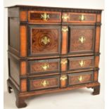 17TH CENTURY QUEEN ANNE OYSTER WALNUT CHEST OF DRAWERS