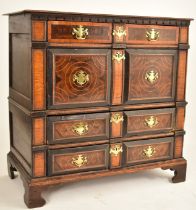 17TH CENTURY QUEEN ANNE OYSTER WALNUT CHEST OF DRAWERS