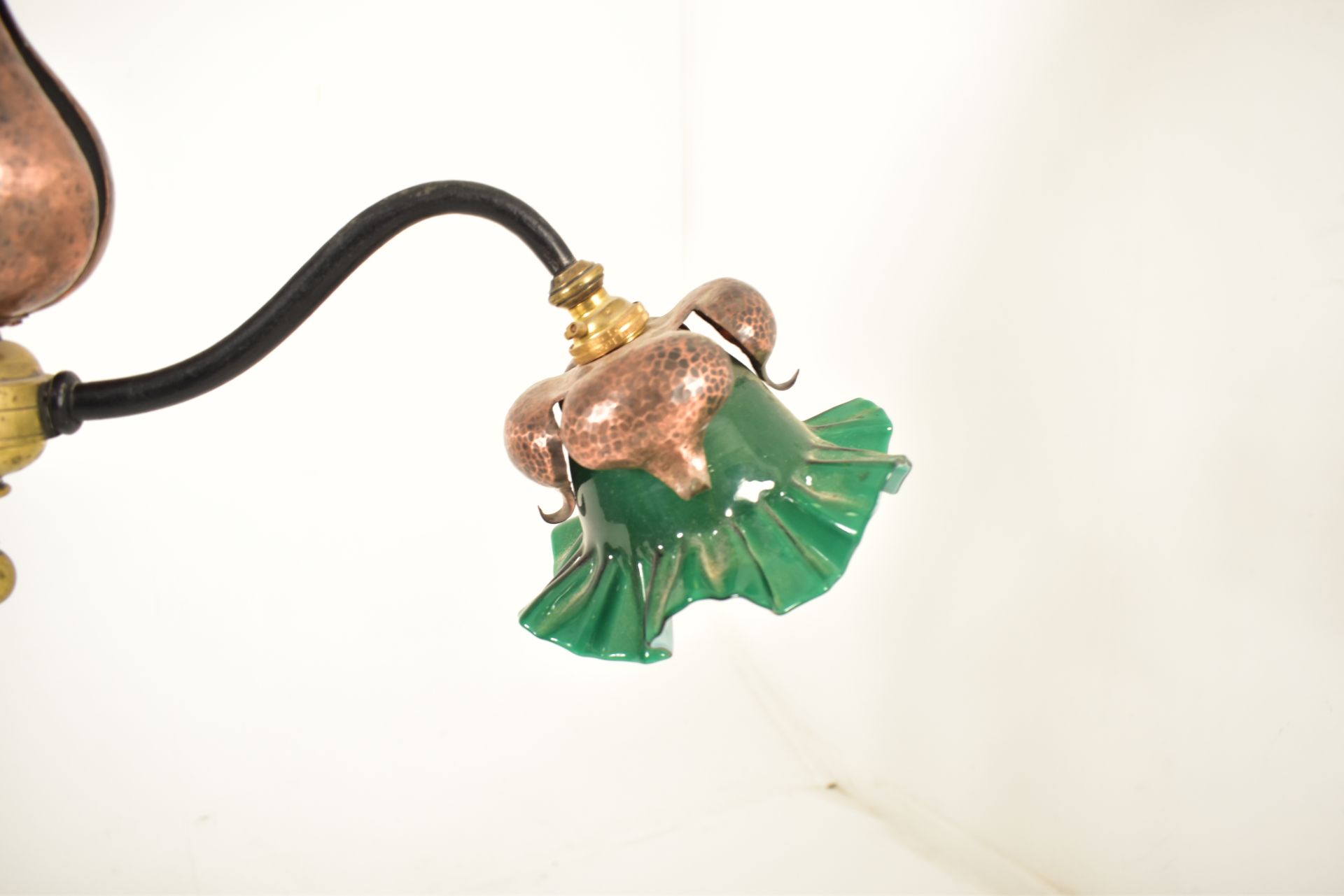 ARTS & CRAFTS CIRCA 1900 COPPER & WROUGHT IRON CEILING LIGHT - Image 2 of 5