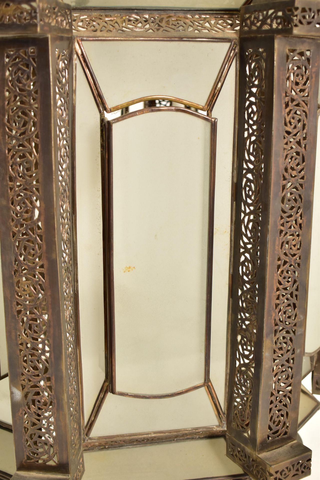 LARGE ISLAMIC INSPIRED METAL & GLAZED MOSQUE CEILING LANTERN - Image 3 of 8