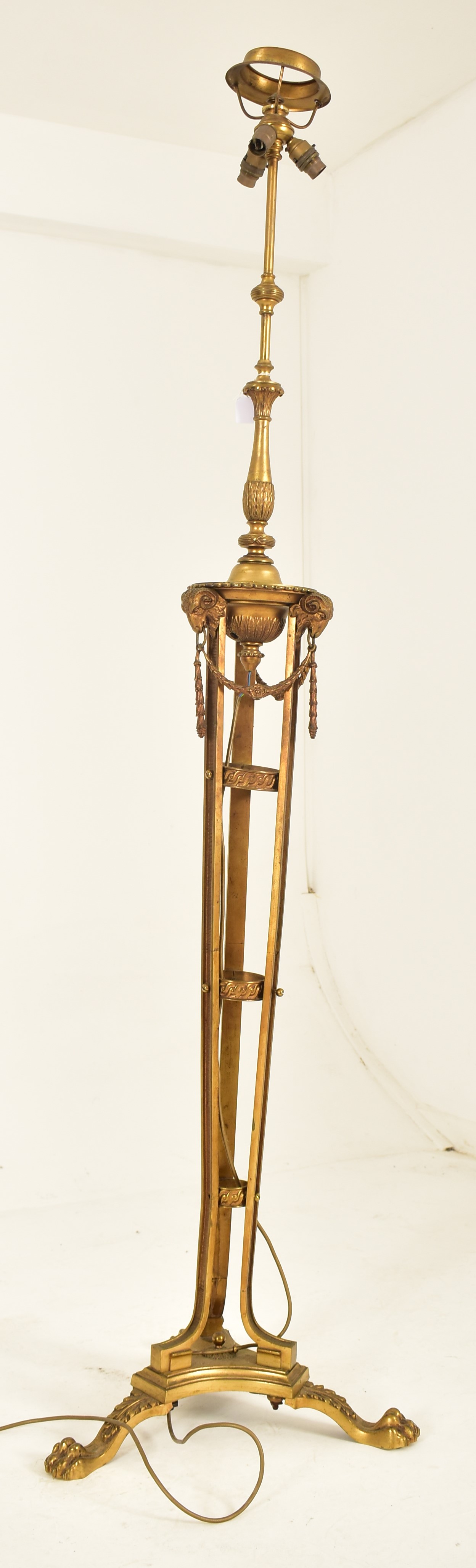 NEO-CLASSICAL INSPIRED BRASSED METAL FLOOR LAMP - Image 5 of 6