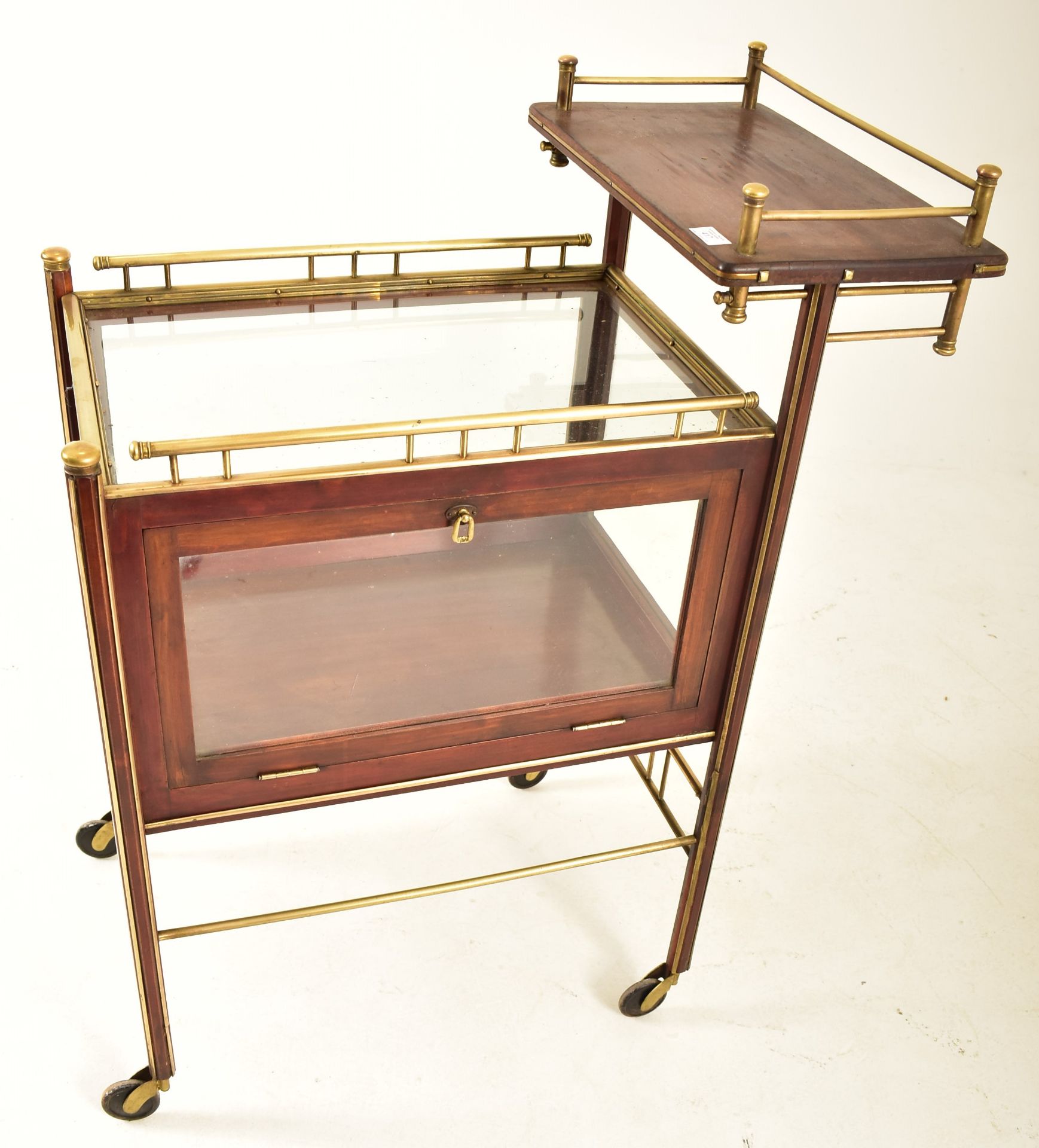 EARLY 20TH CENTURY MAHOGANY & BRASS GLAZED COCKTAIL TROLLEY - Image 2 of 5