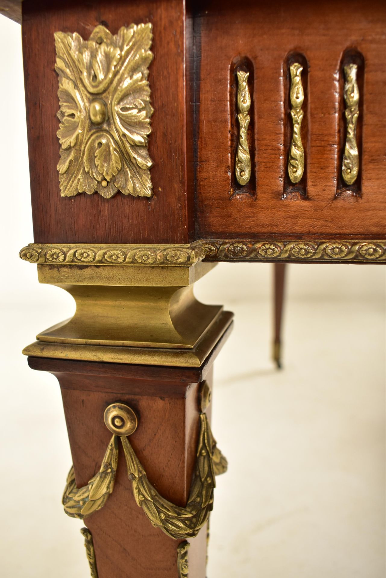 HOWARD & SONS - 19TH CENTURY MAHOGANY & ORMOLU DESK - Image 3 of 9