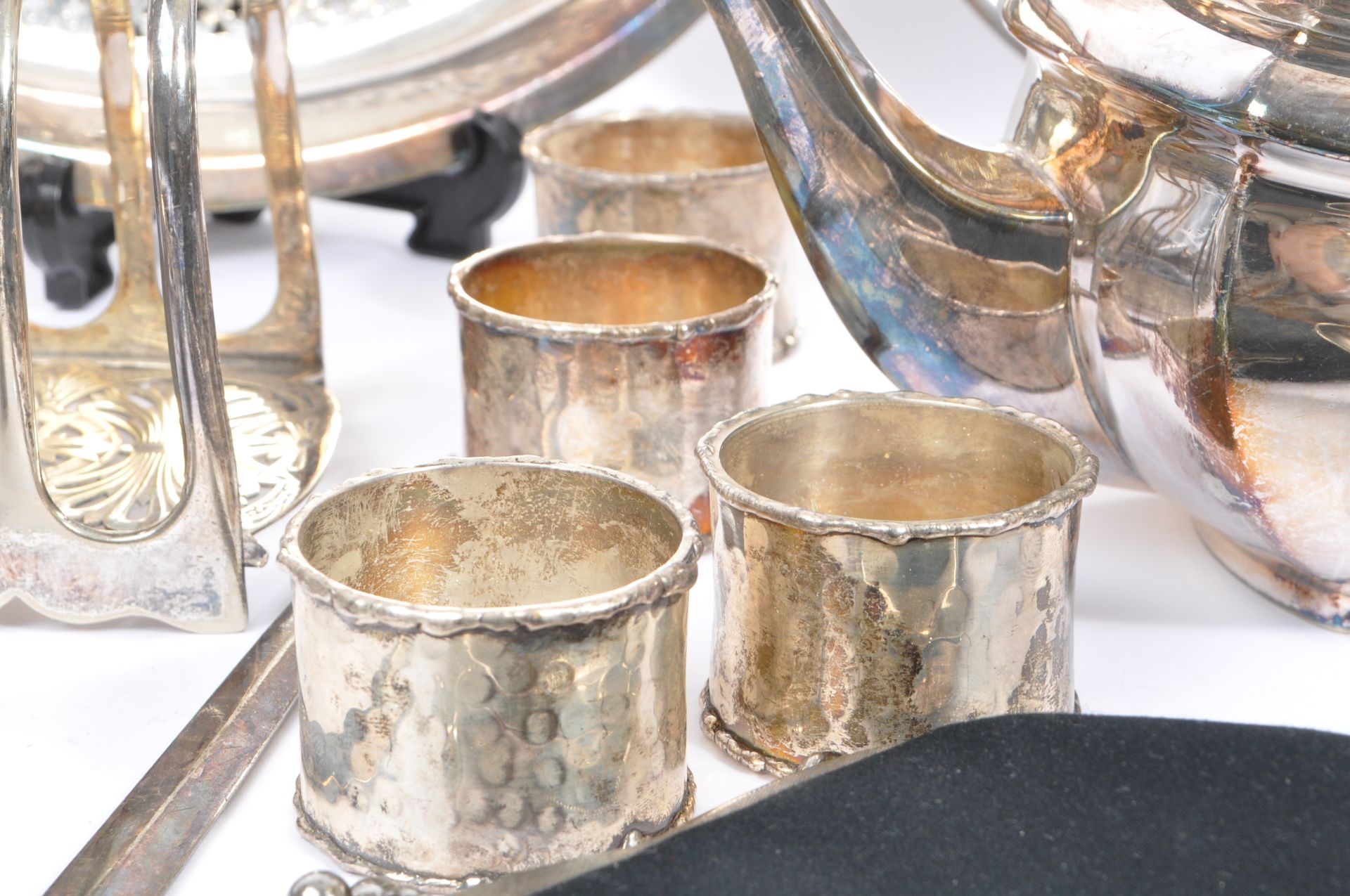 COLLECTION OF 20TH CENTURY SILVER PLATE ITEMS - Image 5 of 14