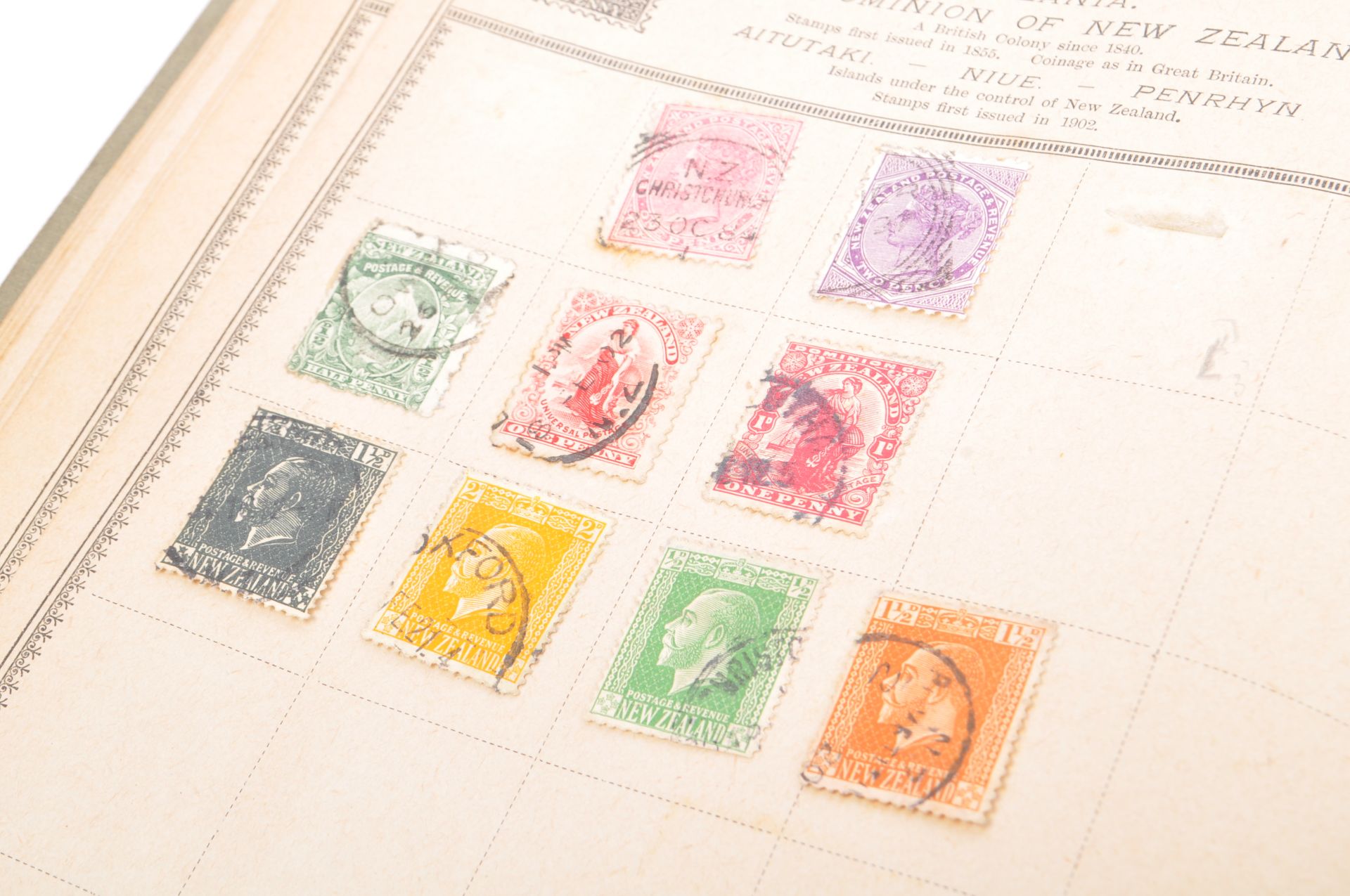 COLLECTION OF STAMPS INCLUDING SEVENTY ONE PENNY REDS - Image 7 of 9