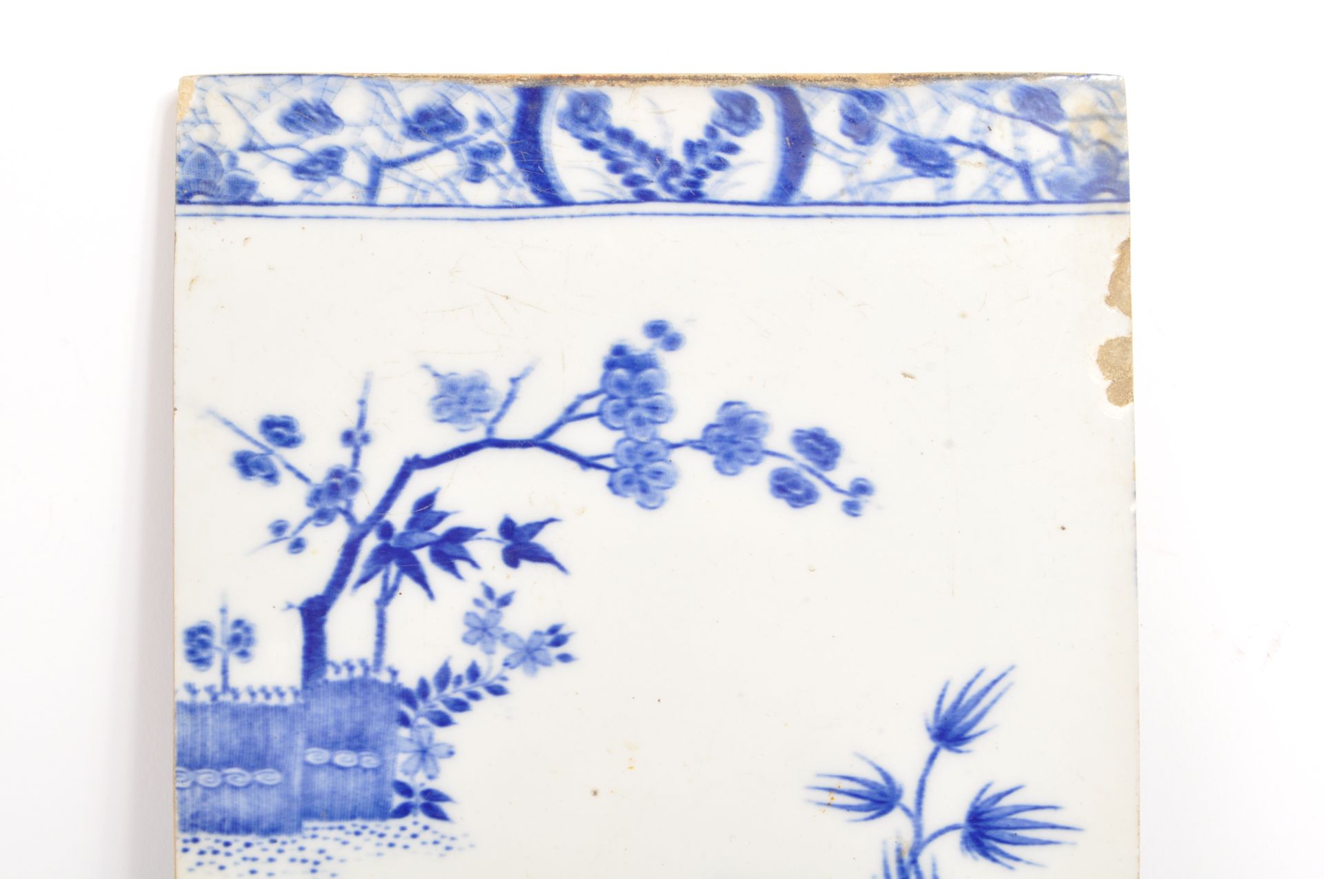 19TH CENTURY CHINESE BLUE AND WHITE TILE - Image 2 of 5