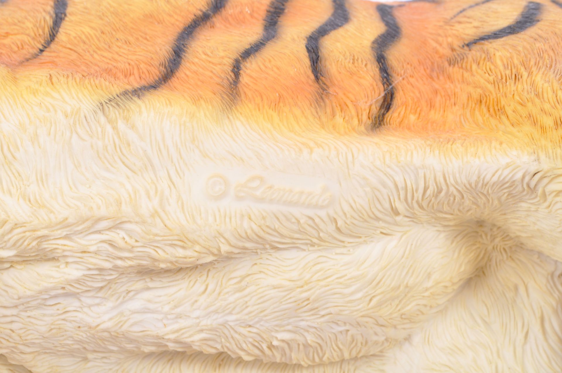 COLLECTION OF OF RESIN TIGER FIGURINES BY THE JULIANA COLLECTION - Image 7 of 13
