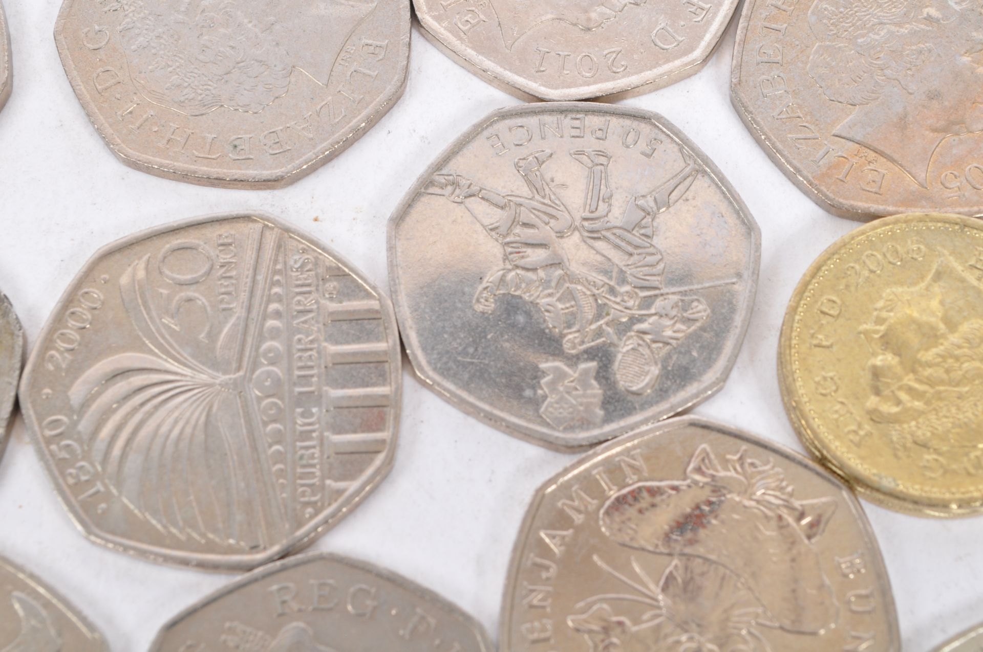COLLETION OF UNITED KINGDOM CIRCULATED CURRENCY COINAGE - Image 9 of 9