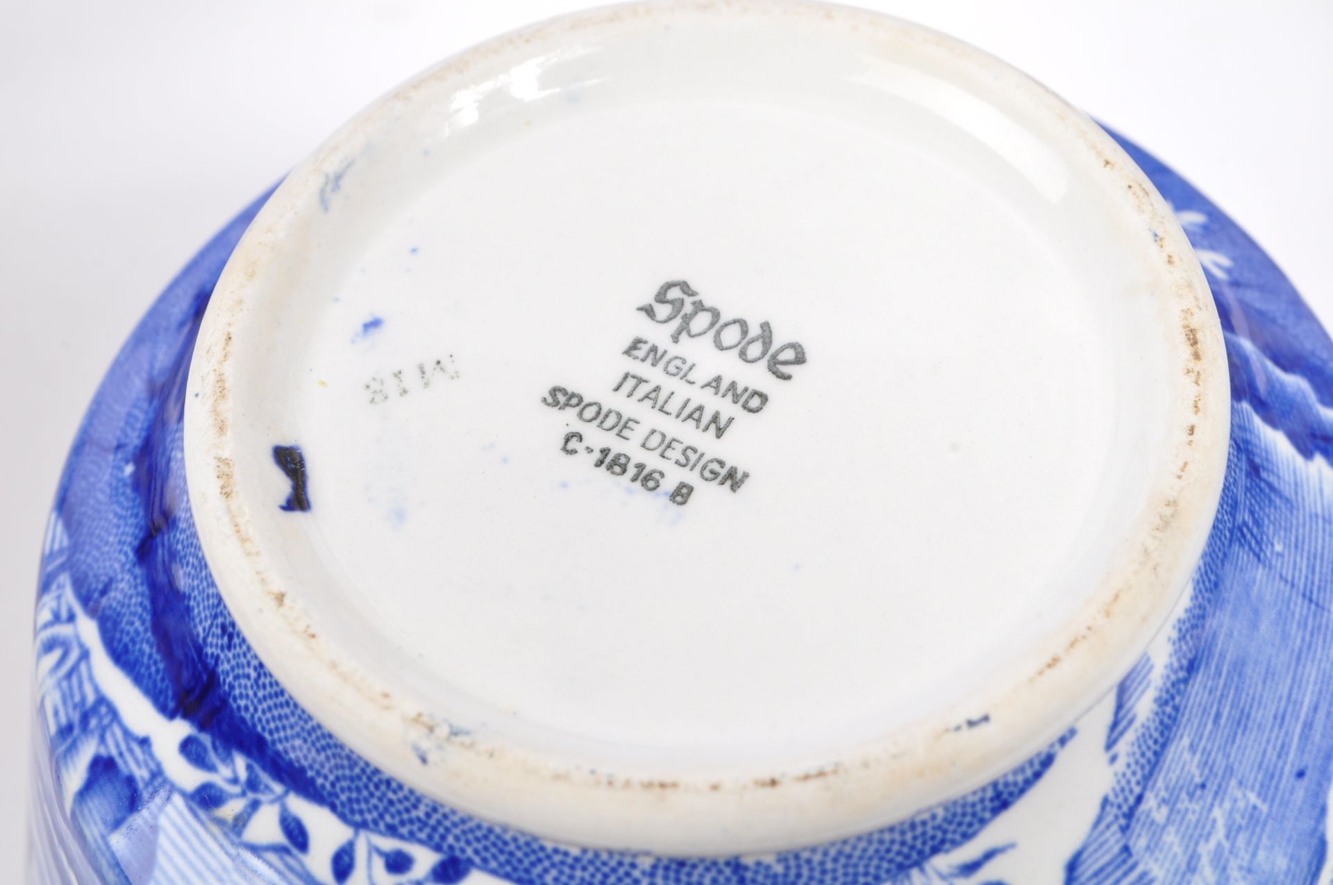 COLLECTION OF 20TH CENTURY SPODE BLUE ITALIAN CHINA - Bild 13 aus 14