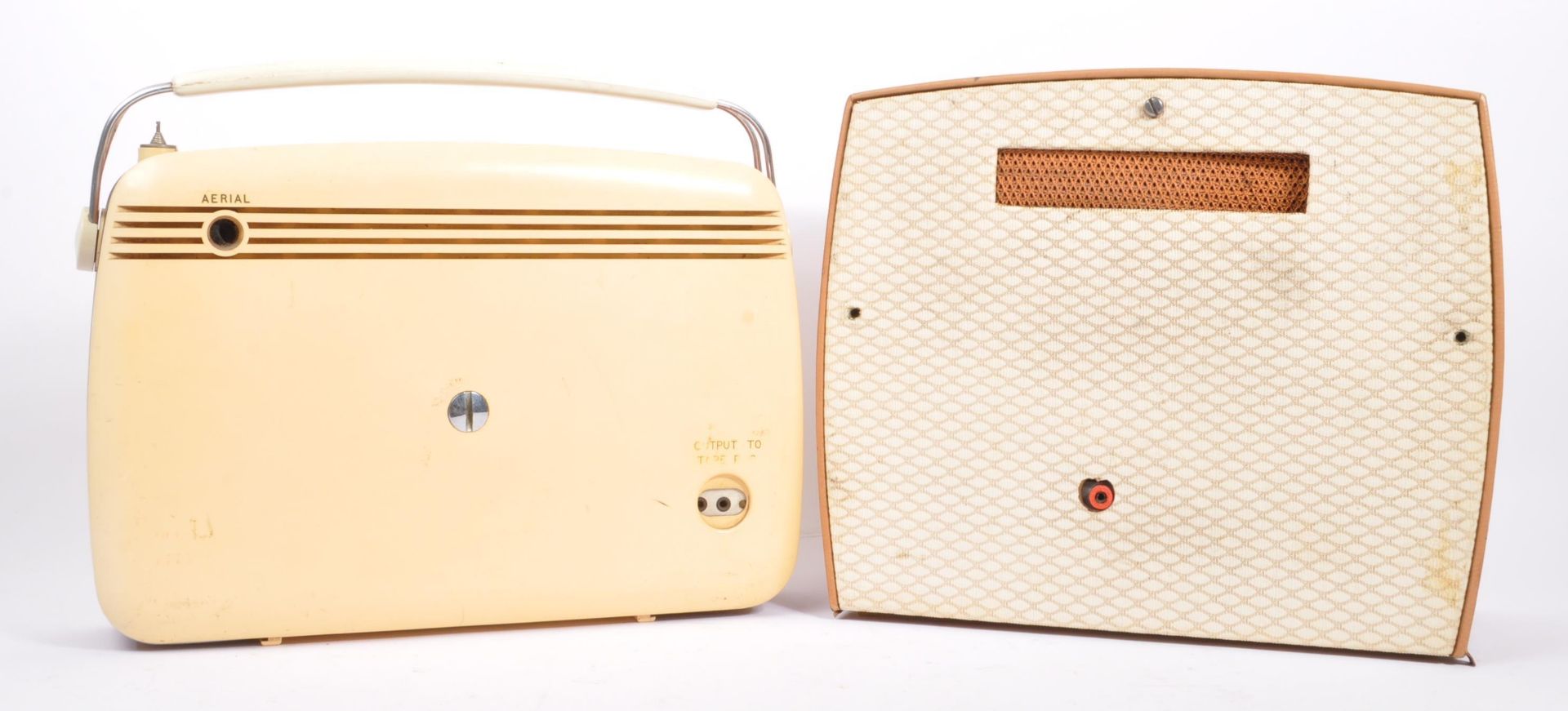 COLLECTION OF FIVE MID 20TH CENTURY TRANSISTOR RADIOS - Image 5 of 7