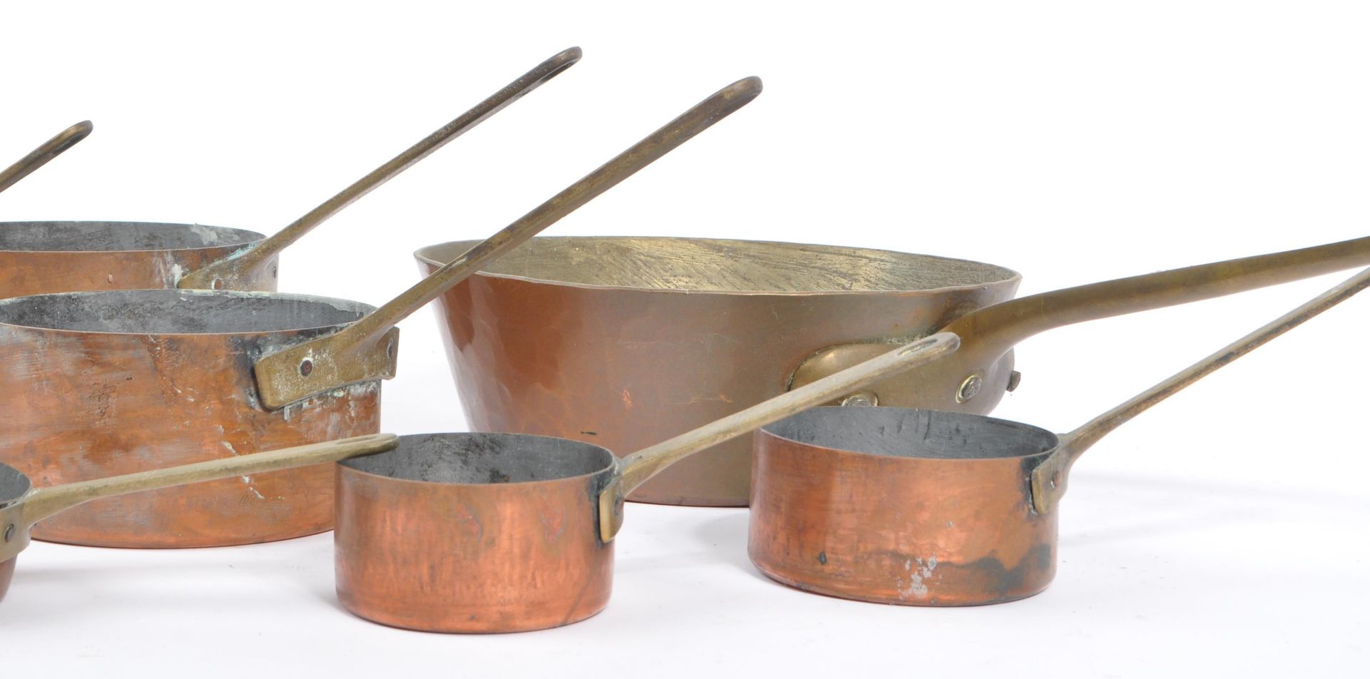 COLLECTION OF 19TH CENTURY VICTORIAN GRADUATING PANS - Image 3 of 8