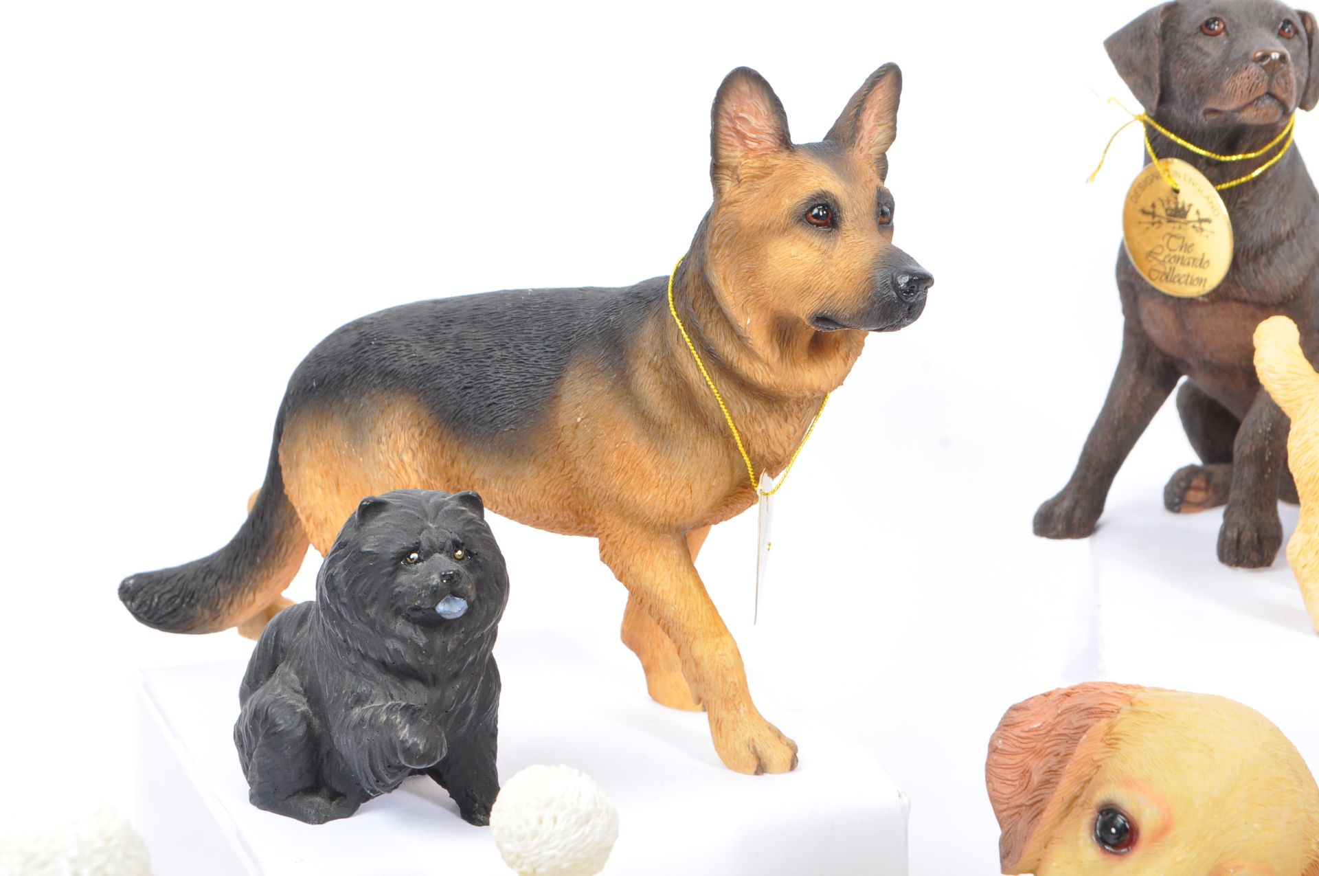 COLLECTION OF DOG STUDY FIGURINES BY THE LEONARDO COLLECTION - Image 5 of 13