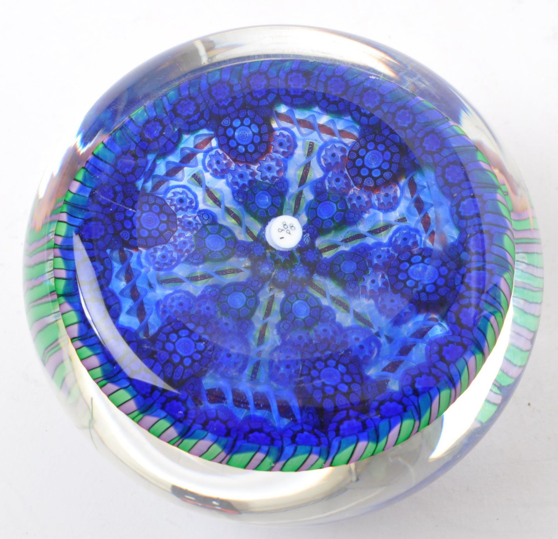 1988 SCOTTISH PERTHSHIRE MILLEFIORI GLASS PAPERWEIGHT - Image 5 of 5