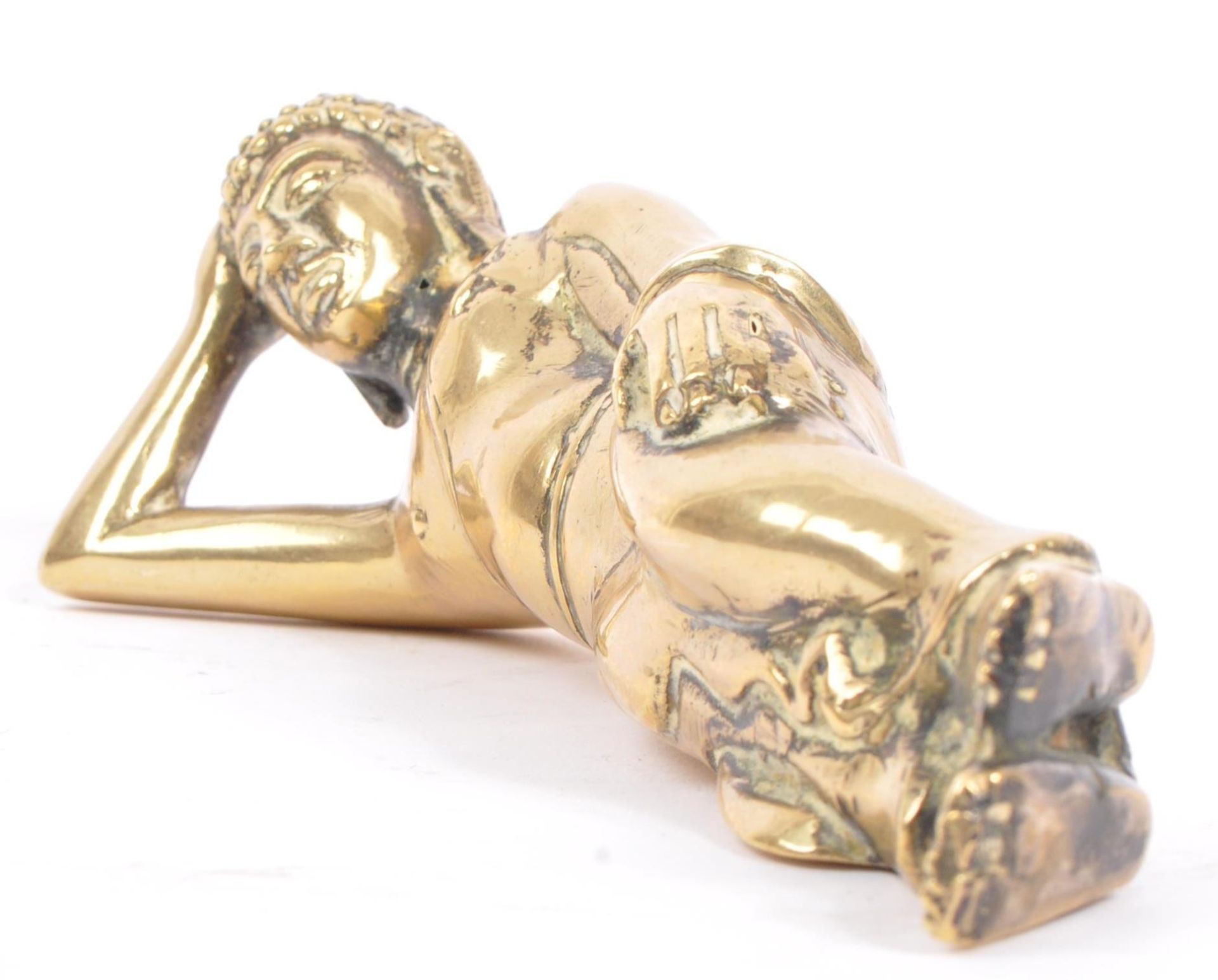 BRONZE RECUMBENT THAI BUDDHA FIGURE - Image 2 of 6