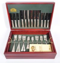 20TH CENTURY BUTLER SILVER PLATED CUTLERY CANTEEN
