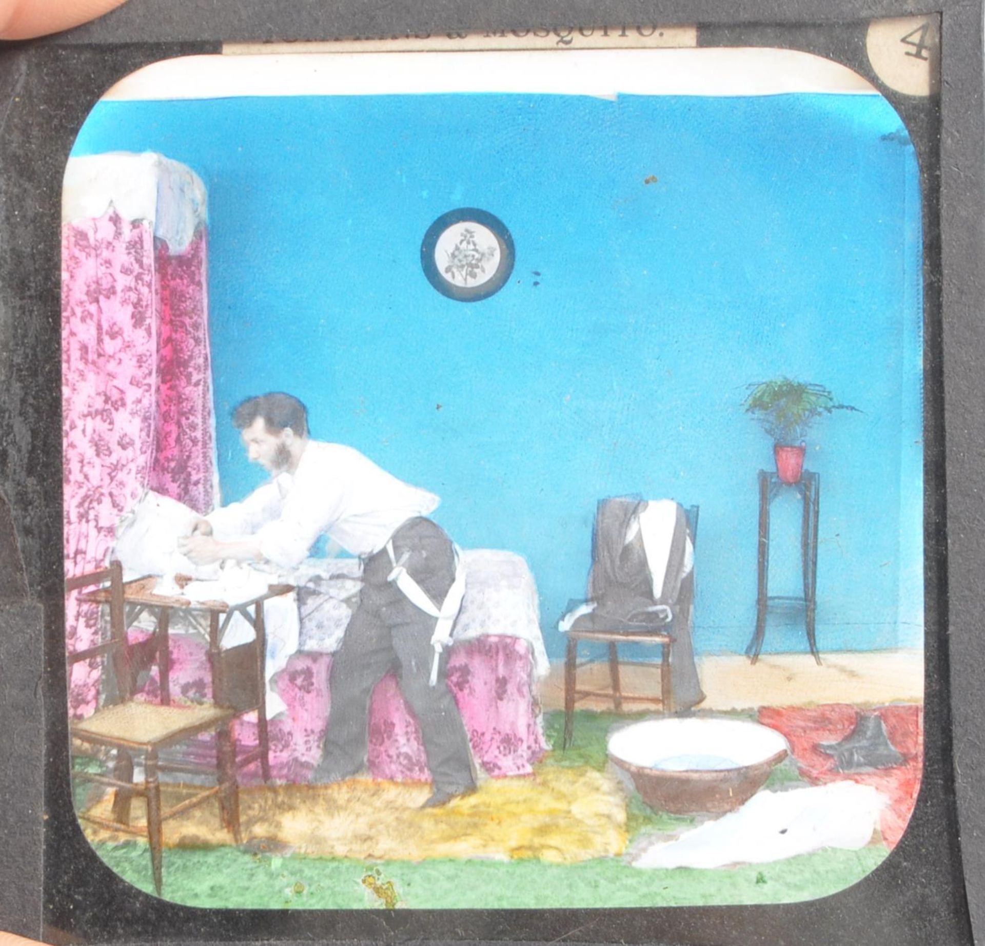 COLLECTION OF VINTAGE 20TH CENTURY MAGIC LANTERN SLIDES - Image 10 of 11