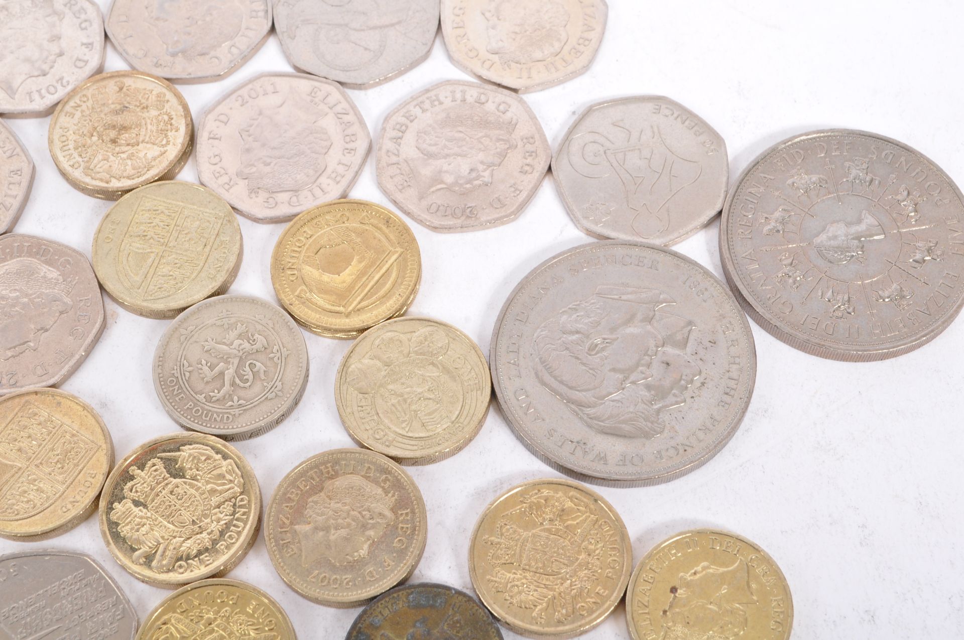 COLLETION OF UNITED KINGDOM CIRCULATED CURRENCY COINAGE - Image 7 of 9