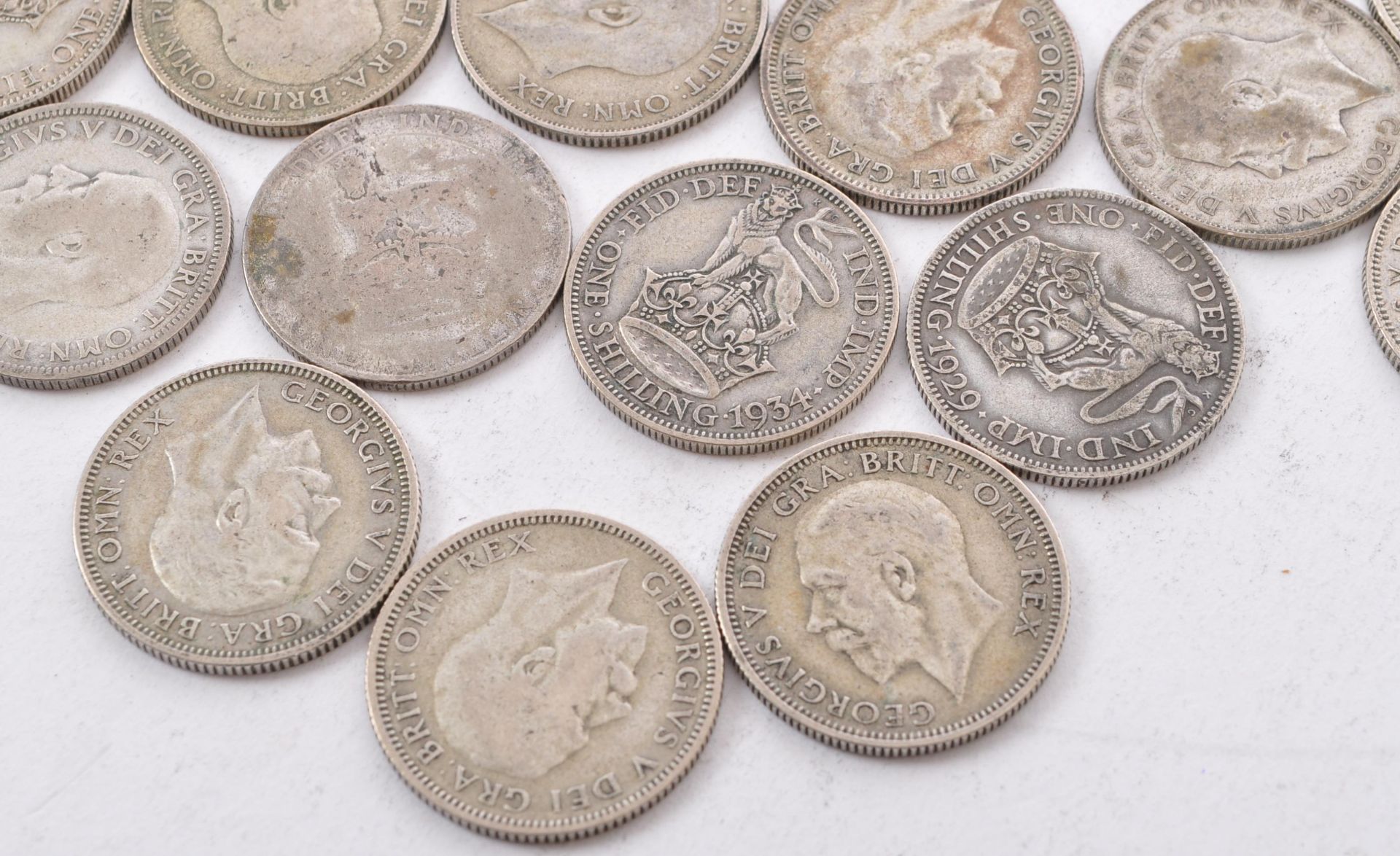 THIRTY PRE 1947 .500 SILVER GEORGE V SHILLINGS - Image 2 of 7