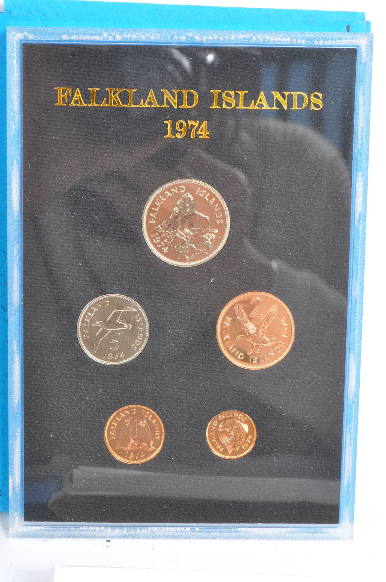 BRITISH & FOREIGN UNCIRCULATED PRESENTATION COINAGE COLLECTION - Image 5 of 9