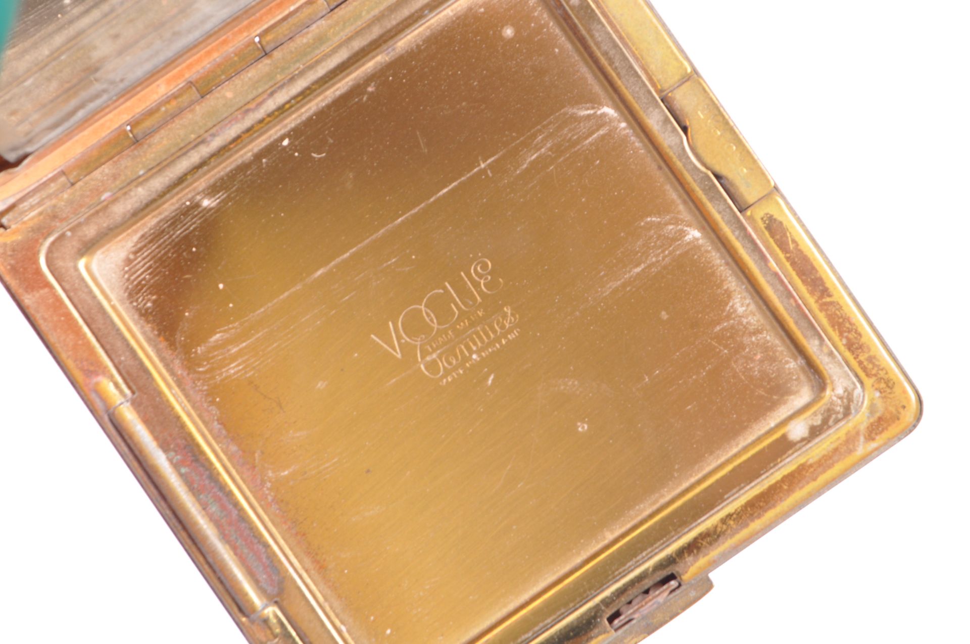 COLLECTION OF 20TH CENTURY VINTAGE VANITY COMPACTS - Image 10 of 10