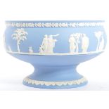 20TH CENTURY WEDGWOOD JASPERWARE PEDESTAL BOWL