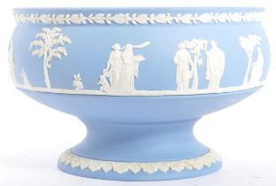 20TH CENTURY WEDGWOOD JASPERWARE PEDESTAL BOWL