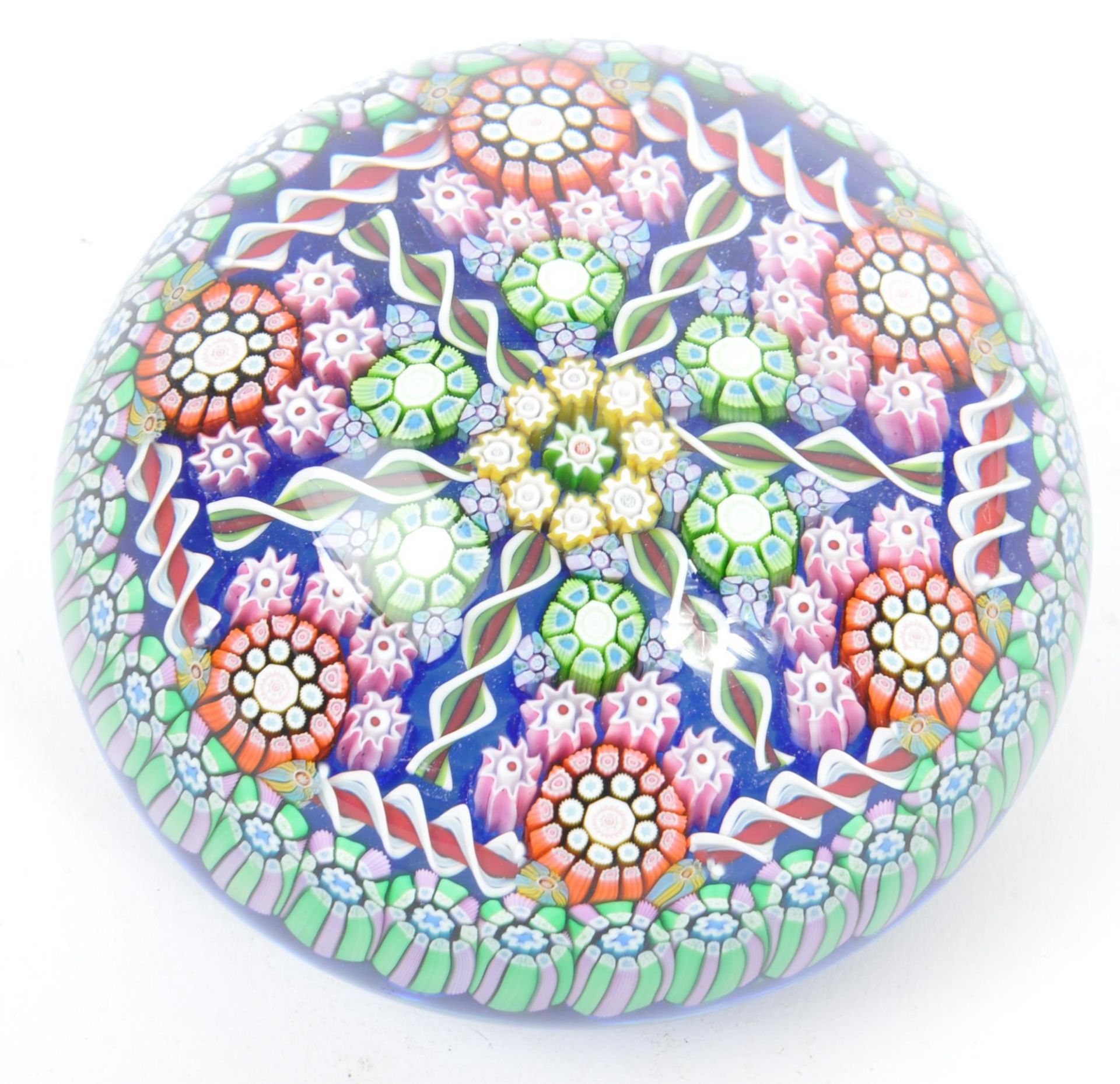 1988 SCOTTISH PERTHSHIRE MILLEFIORI GLASS PAPERWEIGHT