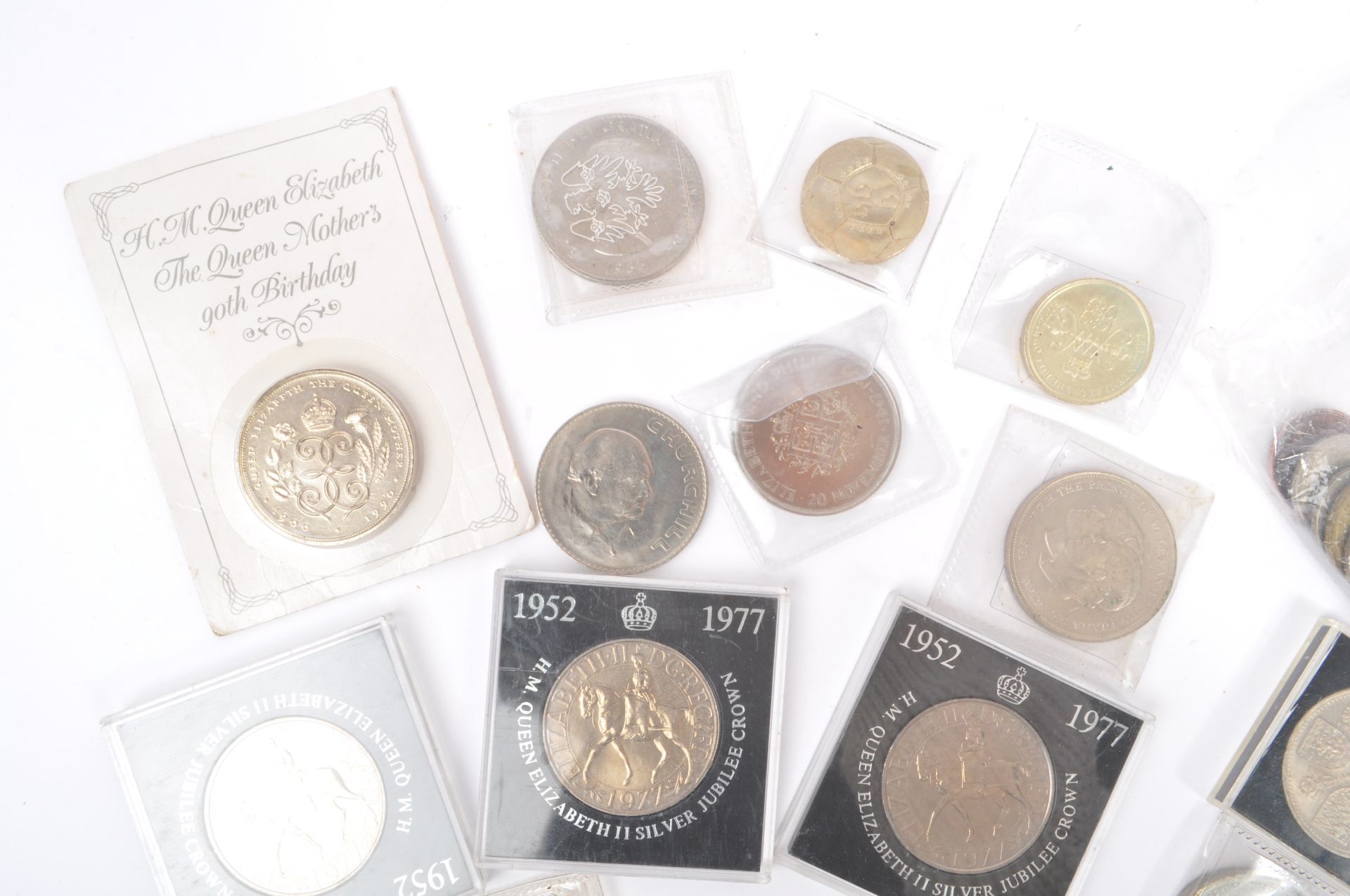 COLLECTION OF LATE 20TH CENTURY UK CROWNS AND COINS - Image 3 of 4