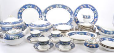 LARGE EXTENSIVE BLUE SIAM DINNER / TEA SERVICE BY WEDGWOOD