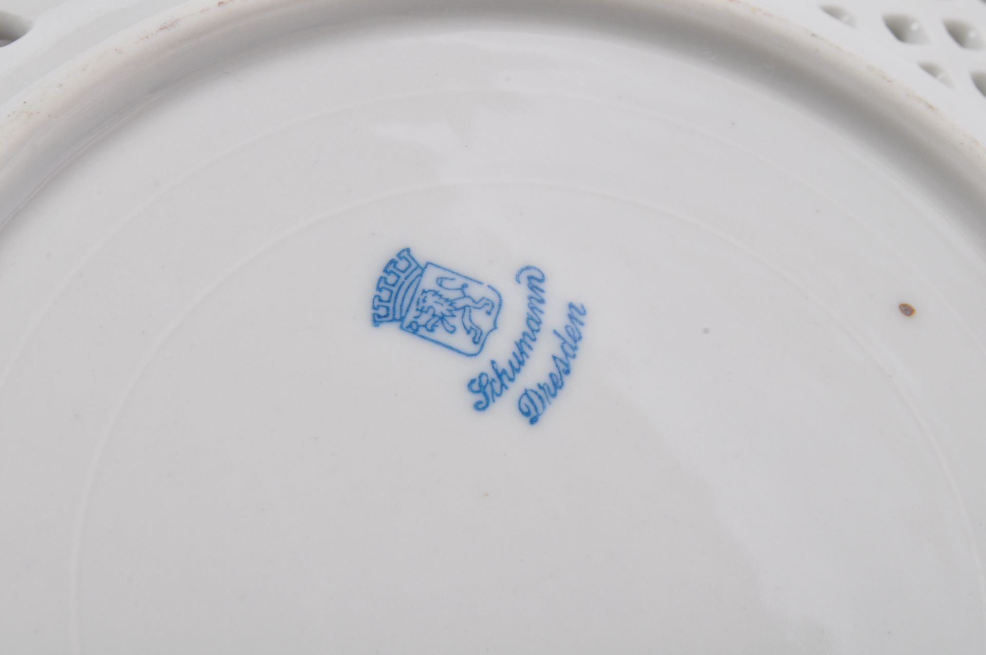COLLECTION OF 20TH CENTURY CHINA TEA CUPS & PLATES - Image 10 of 13
