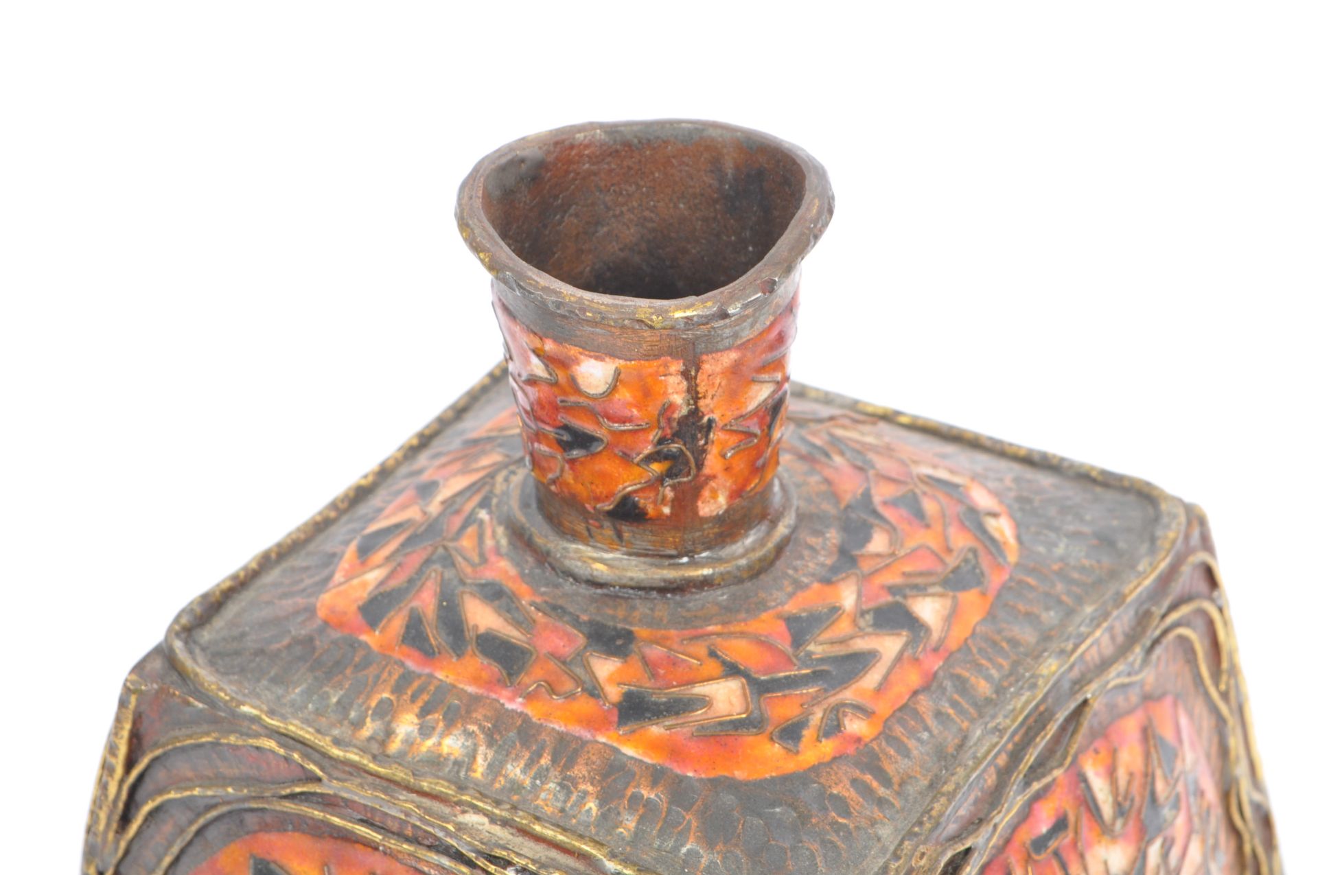 EARLY 20TH CENTURY MIDDLE EASTERN ENAMELLED BRASS VASE - Image 5 of 6