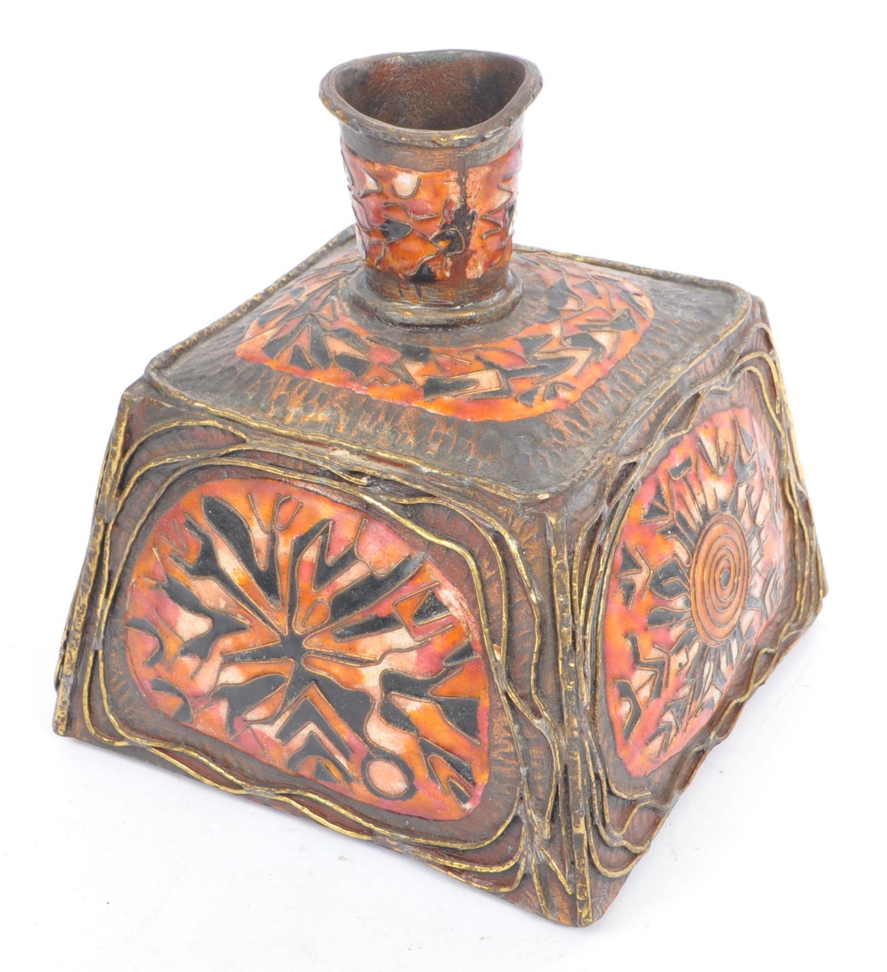 EARLY 20TH CENTURY MIDDLE EASTERN ENAMELLED BRASS VASE - Image 4 of 6