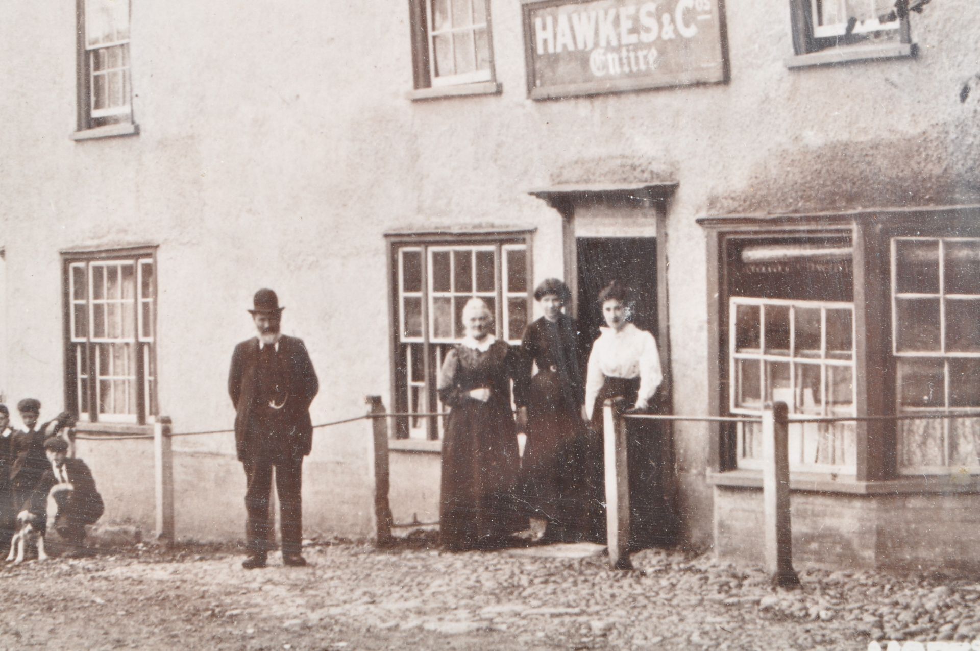 EARLY 20TH CENTURY PHOTOGRAPH OF PUBLIC HOUSE ESSEX - Image 3 of 4