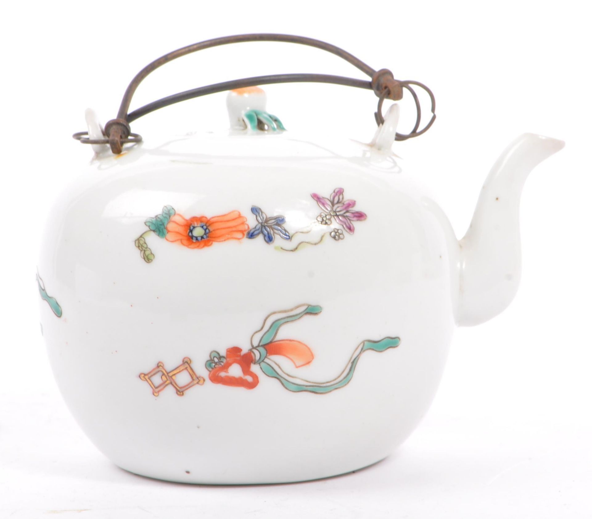 LATE 19TH CENTURY CHINESE PORCELAIN TEAPOT - Bild 4 aus 9