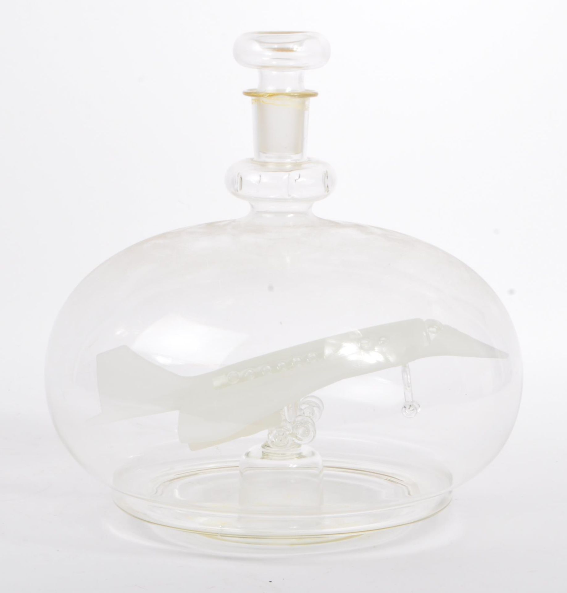 LATE 20TH CENTURY LYMINGTON GLASS CONCORDE BOTTLE - Bild 2 aus 8