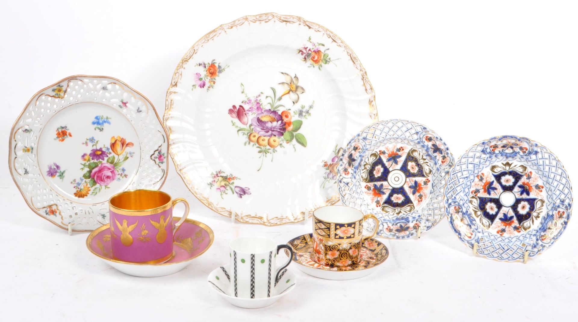 COLLECTION OF 20TH CENTURY CHINA TEA CUPS & PLATES - Image 2 of 13