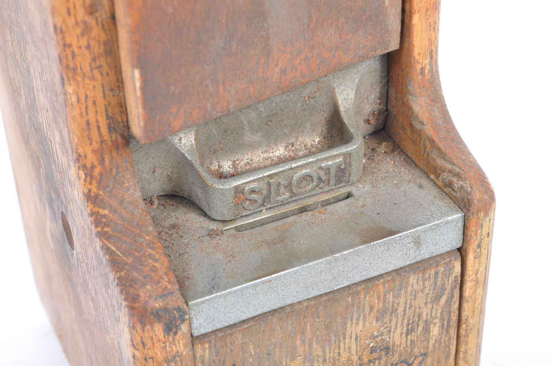 EARLY 20TH CENTURY OAK WALL MOUNTED MATCH BOX DISPENSER - Image 7 of 8