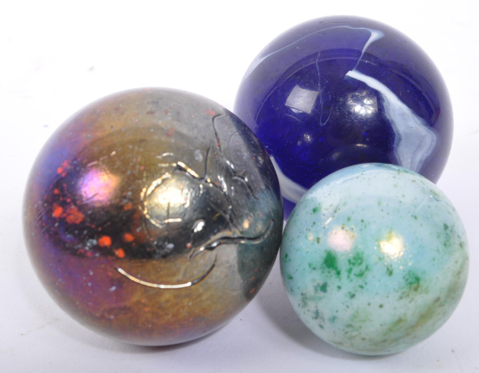 COLLECTION OF 20TH CENTURY GLASS MARBLES - Image 3 of 4