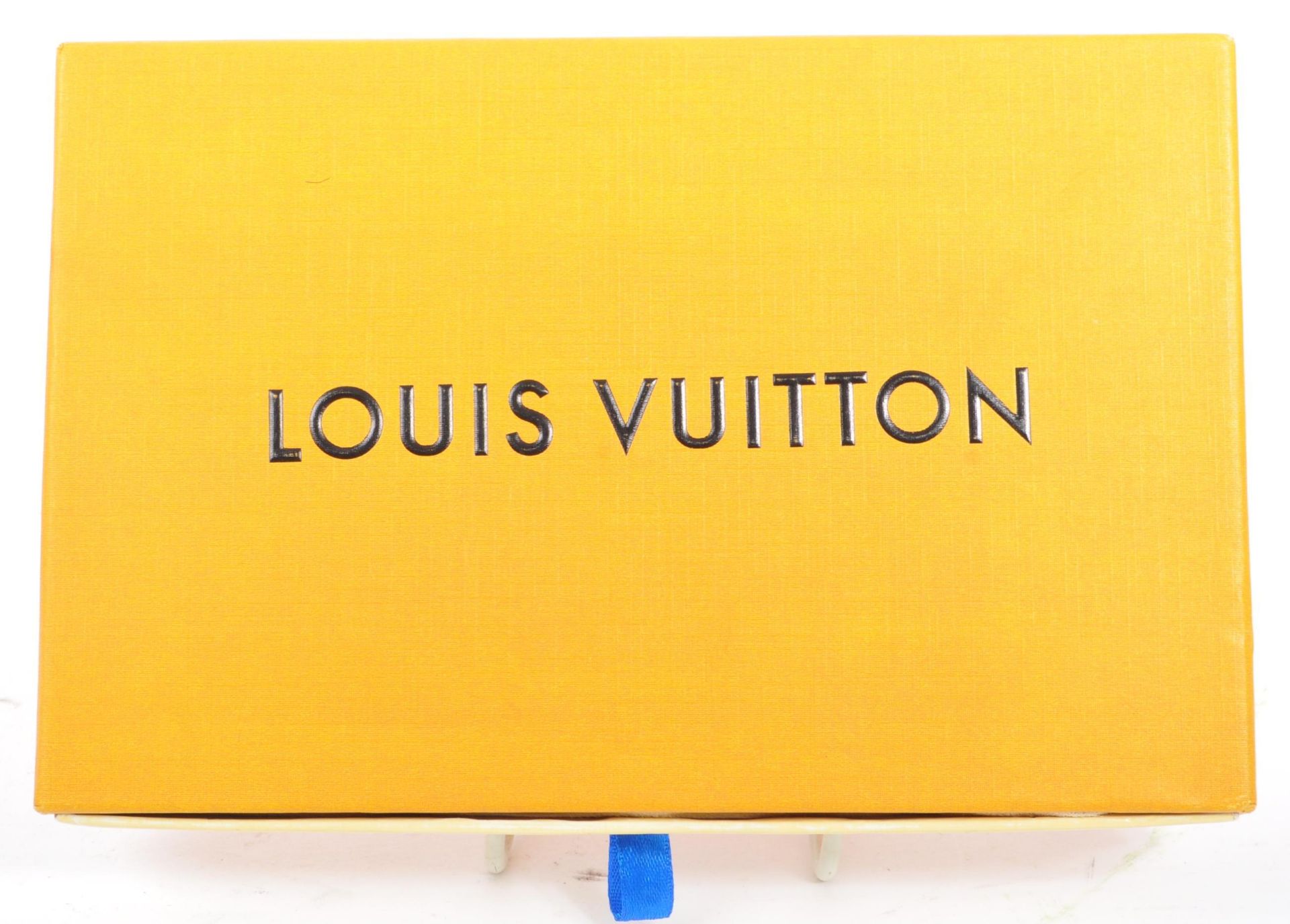 LOUIS VUITTON X SUPREME RED / GOLD IPHONE 7 CASE IN BOX - Image 7 of 7