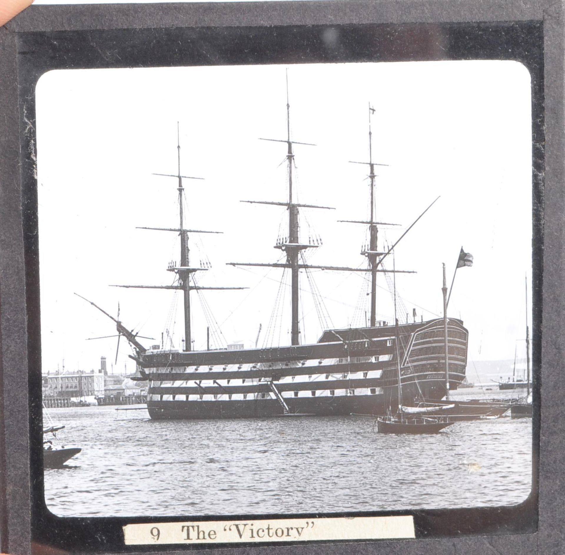 LARGE COLLECTION OF 19TH CENTURY & LATER MAGIC LANTERN SLIDES - Image 8 of 10