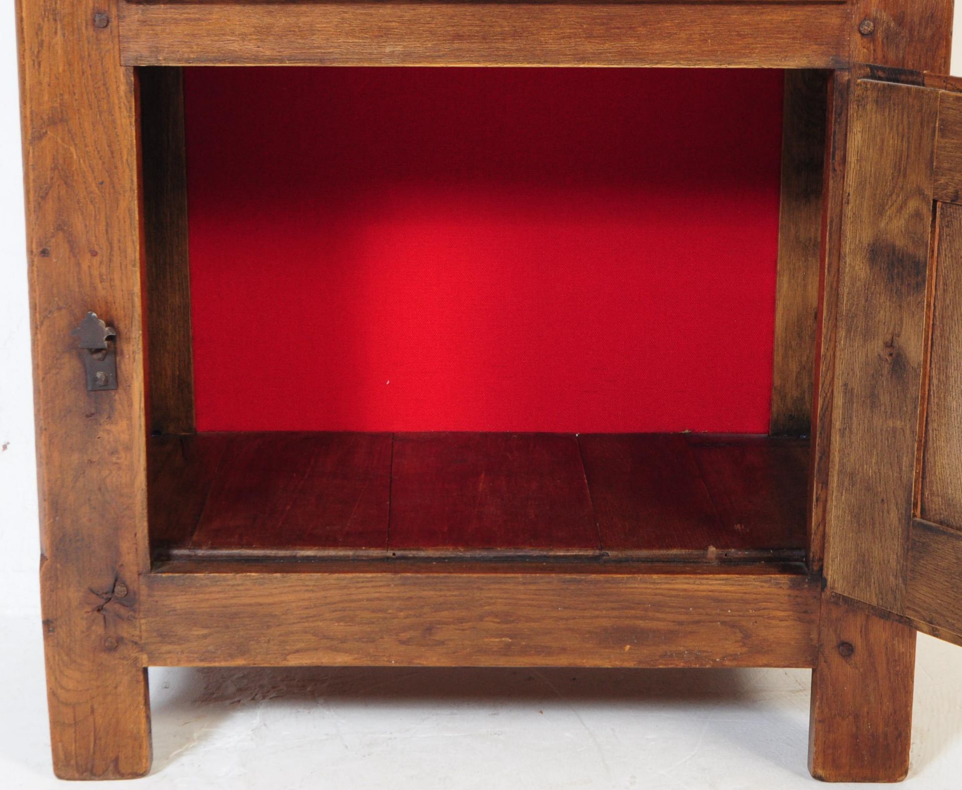 19TH CENTURY FRENCH OAK HALL CUPBOARD CABINET - Image 4 of 6