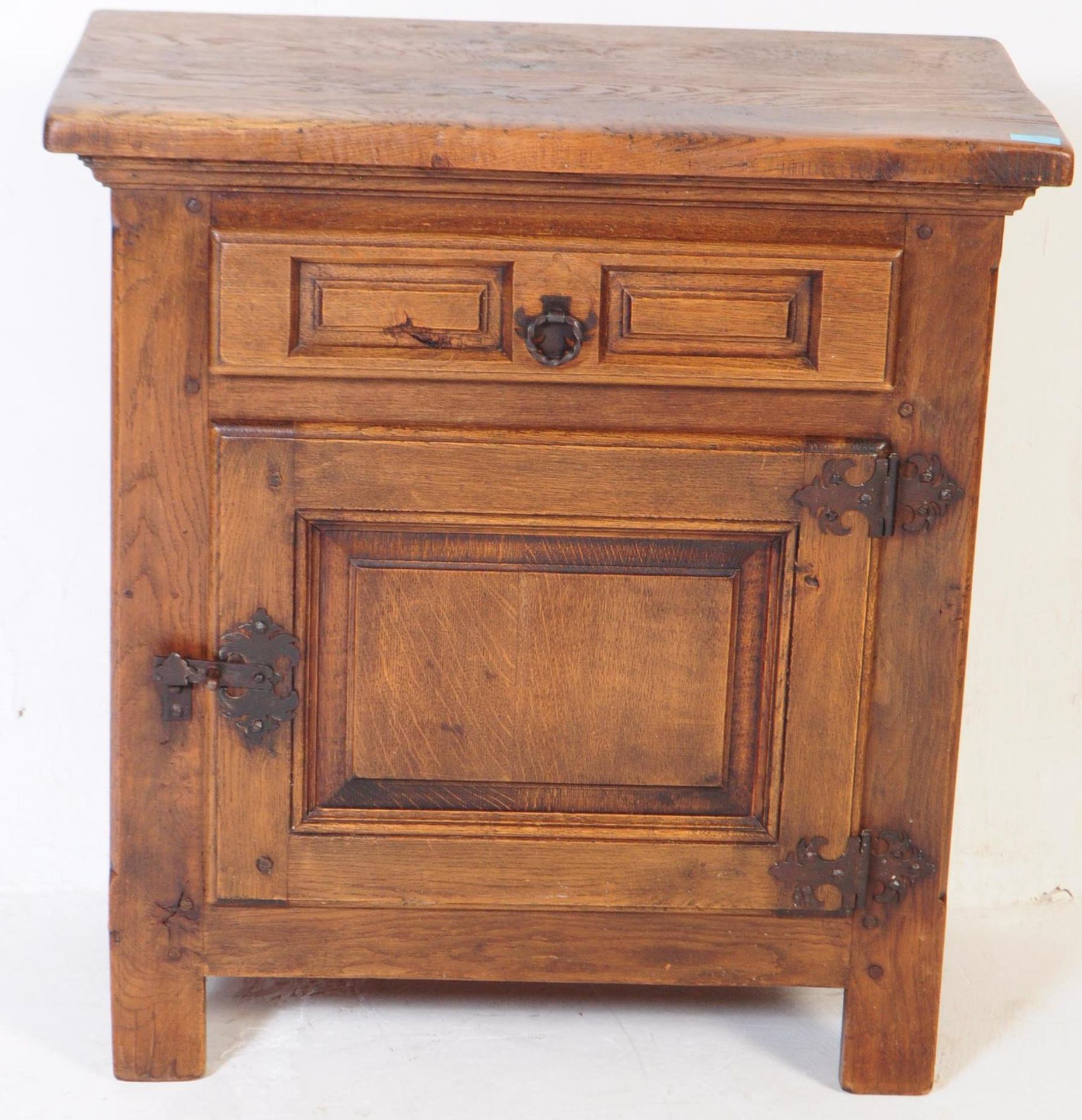 19TH CENTURY FRENCH OAK HALL CUPBOARD CABINET - Image 2 of 6