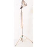 VINTAGE 20TH CENTURY CHROME METAL TRIPOD STANDING LAMP