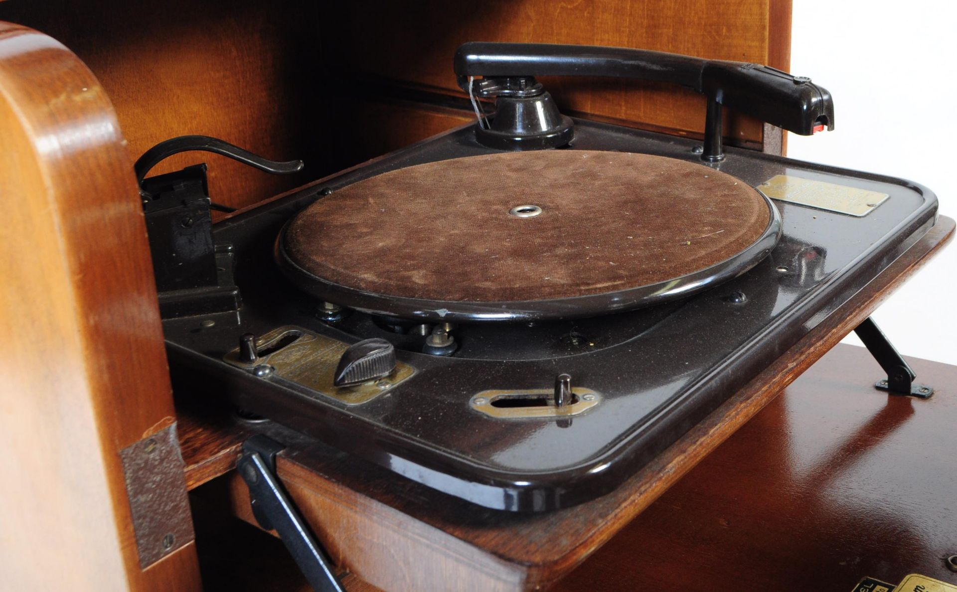 1930S ART DECO PLUS A GRAM RECORD CHANGER PLAYER - Image 5 of 8