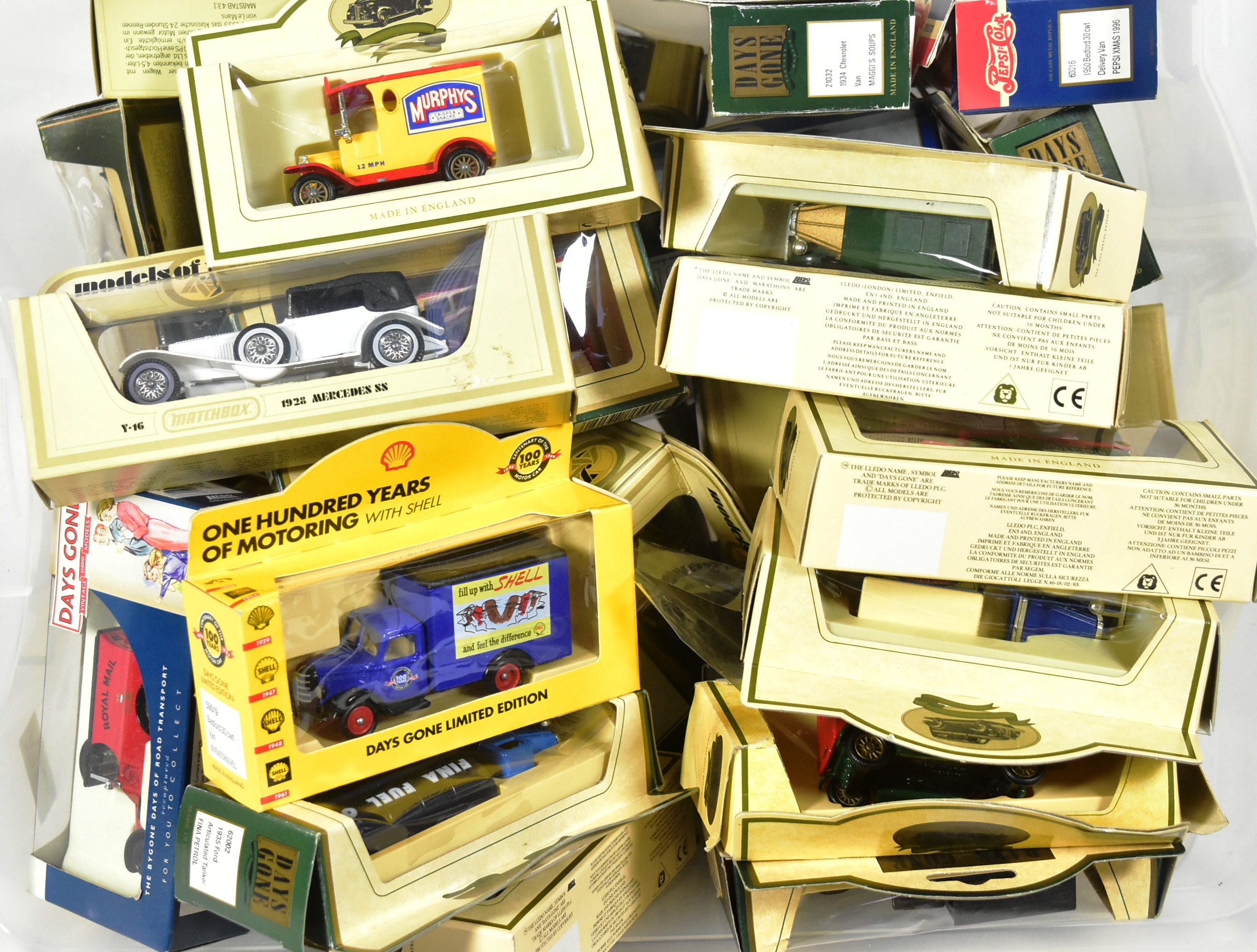 DIECAST - LARGE COLLECTION OF ASSORTED DIECAST MODELS - Image 4 of 8
