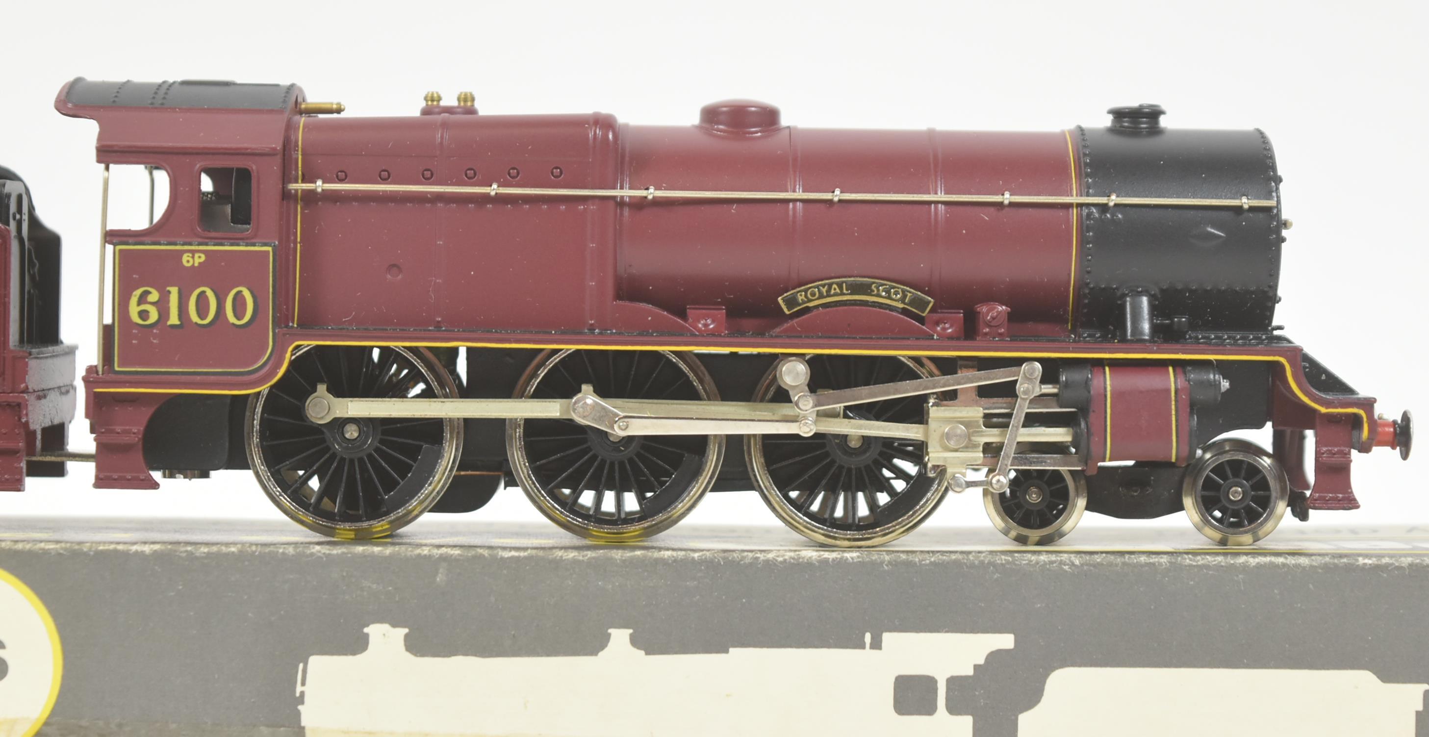 MODEL RAILWAY - WRENN OO GAUGE ROYAL SCOT LOCOMOTIVE - Image 2 of 5