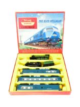 MODEL RAILWAY - VINTAGE HORNBY TRAIN SET & EXTRAS