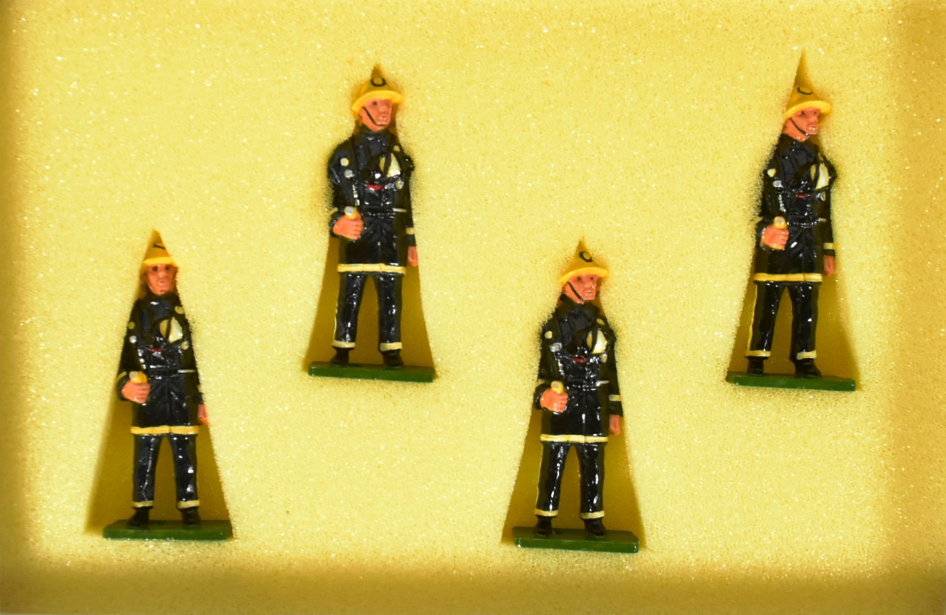 TOY SOLDIERS - BRITAINS LEAD TOY SOLDIERS - Bild 2 aus 7